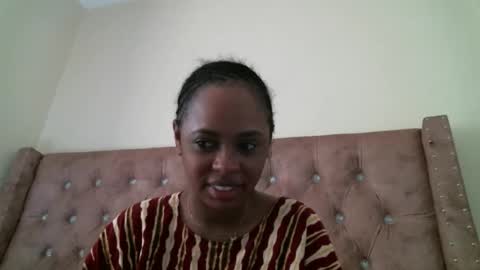 Snapshot of pretty_zii chatting on January 2026 07:02:01 AM zii online show from January 2026 07:02:01 AM