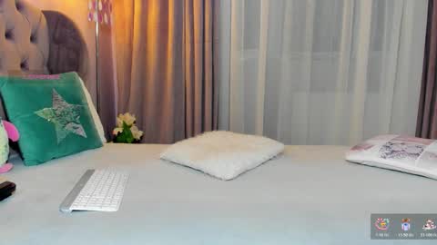 Snapshot of prettyadoraa chatting on January 2026 06:10:01 PM Adora online show from January 2026 06:10:01 PM
