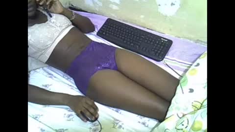 prettyalma online show from January 2025 07:44:02 AM