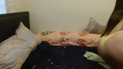 Snapshot of prettyasian098 chatting on September 2025 02:00:02 AM PrettyAsian098 online show from September 2025 02:00:02 AM