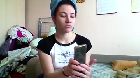 Snapshot of prettybella_7 chatting on March 2026 08:53:02 AM Bella online show from March 2026 08:53:02 AM