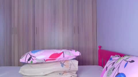 Snapshot of prettybigclit_ebony chatting on October 2025 06:30:01 AM prettybigclit_ebony online show from October 2025 06:30:01 AM