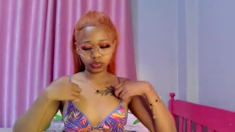 Snapshot of prettybigclit_ebony chatting on November 2025 08:14:02 AM prettybigclit_ebony online show from November 2025 08:14:02 AM