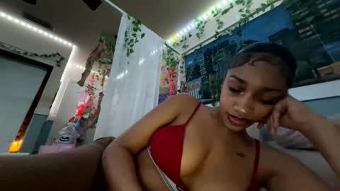 prettyblackgal online show from December 2025 07:34:01 AM