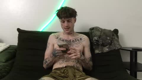 pretty boy online show from November 2025 07:30:02 PM