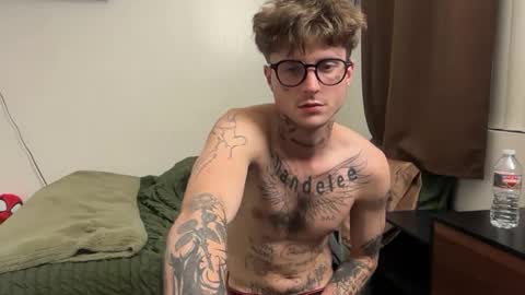 pretty boy online show from April 2026 02:53:02 AM