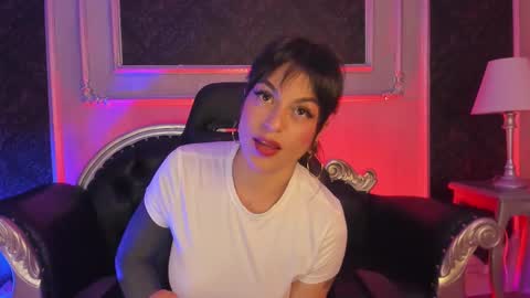 Snapshot of prettybullet chatting on March 2026 01:05:02 PM GTM-5 online show from March 2026 01:05:02 PM