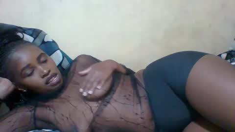 Snapshot of prettycarl_2 chatting on January 2025 06:04:01 AM prettycarl_2 online show from January 2025 06:04:01 AM