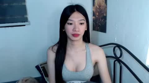 ASHLEY online show from December 2025 06:43:02 AM