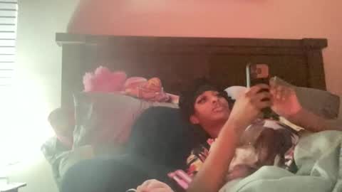 Snapshot of prettyfacefemale chatting on April 2026 06:43:01 PM prettyfacefemale online show from April 2026 06:43:01 PM