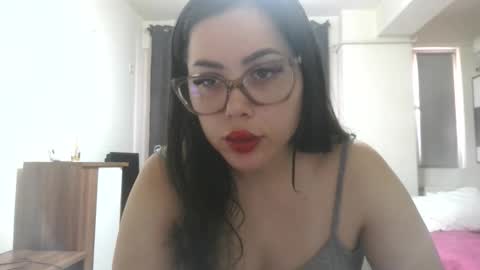 prettyjulliette online show from June 2026 01:55:02 PM