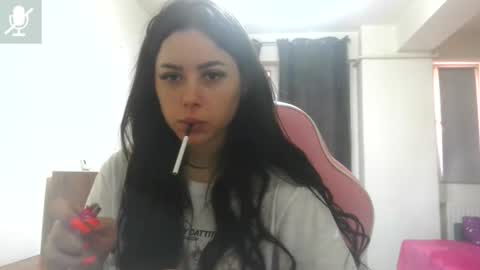 prettyjulliette online show from June 2026 11:01:02 AM