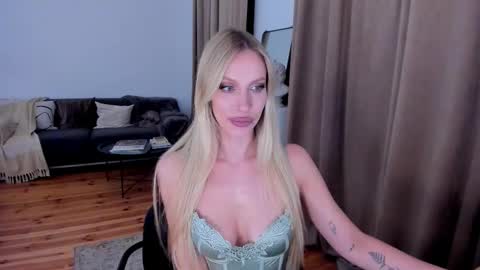 Eva online show from September 2025 11:28:01 PM