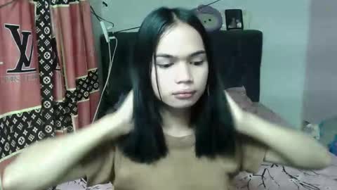 prettykhelcy online show from May 2026 11:24:02 PM