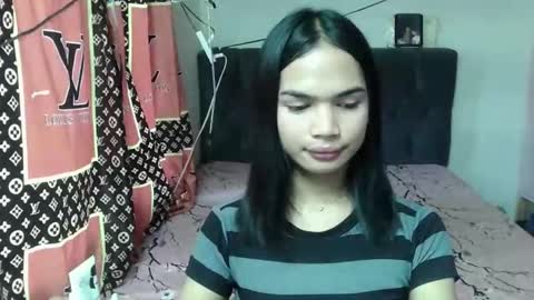 prettykhelcy online show from May 2026 02:19:01 AM