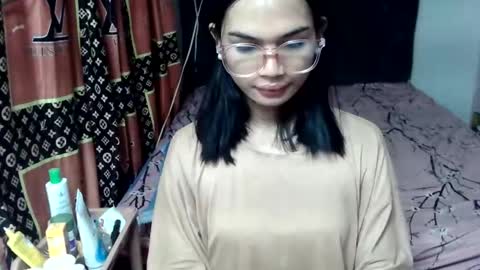 prettykhelcy online show from May 2026 10:55:02 AM