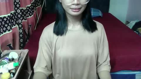 prettykhelcy online show from May 2026 01:23:01 AM