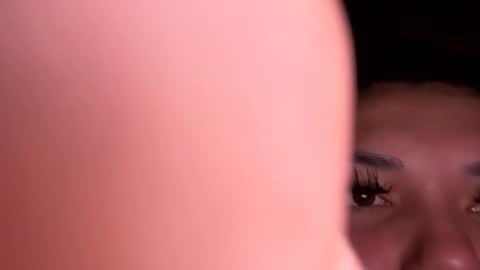 Snapshot of prettylatinamomma01 chatting on October 2025 06:20:01 PM prettylatinamomma01 online show from October 2025 06:20:01 PM