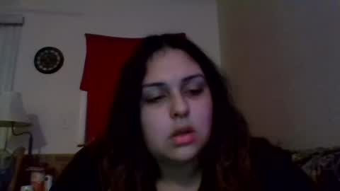 Snapshot of prettylillyy02 chatting on January 2025 04:13:01 AM lilly333 online show from January 2025 04:13:01 AM