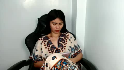 prettylittle_lady online show from June 2026 06:36:02 AM
