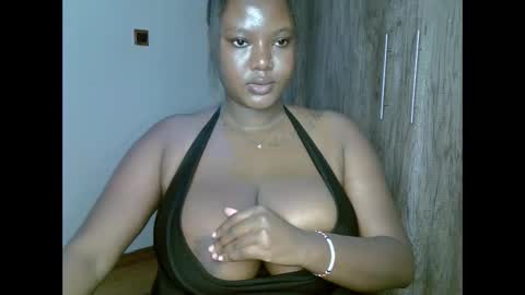 Snapshot of prettypearl_ chatting on December 2024 12:07:01 AM pearl online show from December 2024 12:07:01 AM