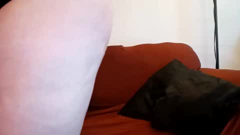 Leah online show from April 2026 05:57:01 PM