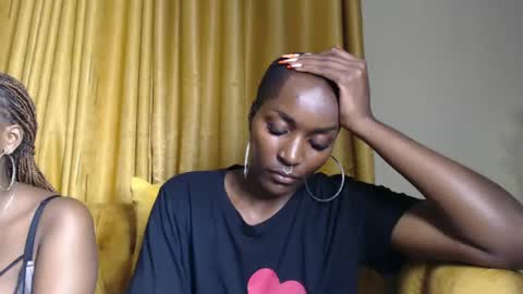 Snapshot of prettyquee chatting on December 2024 08:10:02 PM sasha online show from December 2024 08:10:02 PM