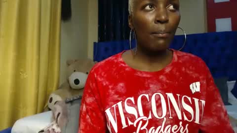 Snapshot of prettyquee chatting on January 2025 09:19:01 PM sasha online show from January 2025 09:19:01 PM