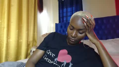 Snapshot of prettyquee chatting on January 2025 05:19:01 AM sasha online show from January 2025 05:19:01 AM