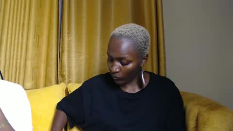 Snapshot of prettyquee chatting on January 2025 10:02:01 PM sasha online show from January 2025 10:02:01 PM