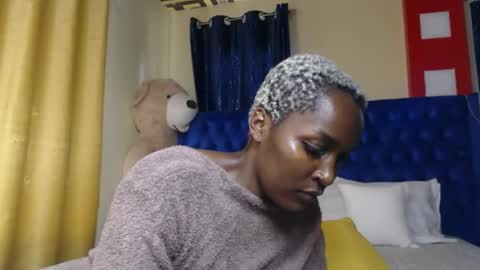 Snapshot of prettyquee chatting on February 2026 12:58:01 PM sasha online show from February 2026 12:58:01 PM