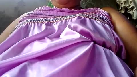 Snapshot of prettyrose01 chatting on June 2026 11:09:02 PM prettyrose01 online show from June 2026 11:09:02 PM