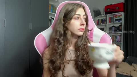 Sophie  next stream will be at Monday  i will wait you guys  online show from February 2026 08:53:02 AM