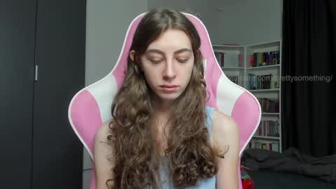 Sophie  next stream will be at Monday  i will wait you guys  online show from May 2026 05:15:01 AM