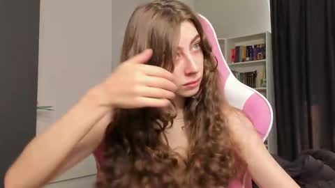 Sophie  next stream will be at Monday  i will wait you guys  online show from May 2026 06:30:02 AM