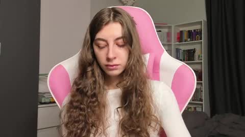 Sophie  next stream will be at Monday  i will wait you guys  online show from May 2026 07:04:02 AM