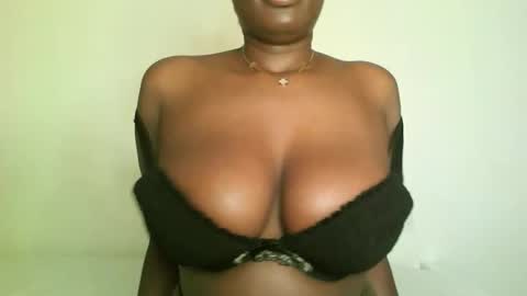 prettyvishy online show from April 2026 01:43:01 AM