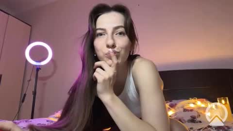 prettyyy_angel online show from November 2025 03:56:02 PM