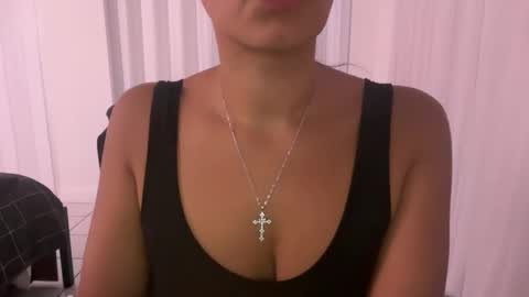 prettyyykittyyy22 online show from October 2025 04:42:01 AM