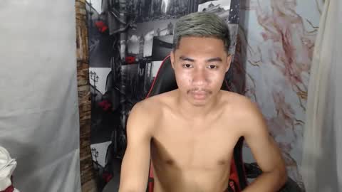 Snapshot of primohunterz chatting on February 2026 03:02:01 AM primohunterz online show from February 2026 03:02:01 AM