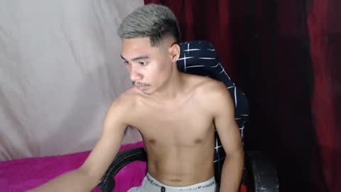 Snapshot of primohunterz chatting on February 2026 03:05:02 AM primohunterz online show from February 2026 03:05:02 AM