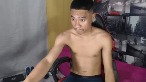 Snapshot of primohunterz chatting on April 2026 02:11:02 AM primohunterz online show from April 2026 02:11:02 AM