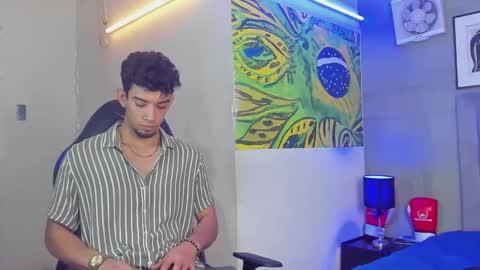 prince_arthur77 online show from December 2025 02:01:02 PM