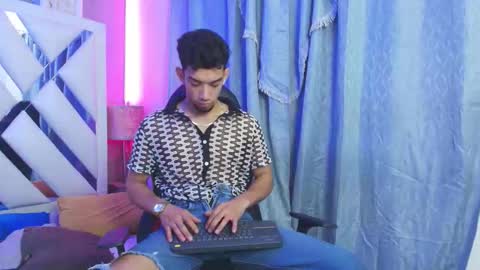 Snapshot of prince_arthur77 chatting on March 2026 04:22:02 PM prince_arthur77 online show from March 2026 04:22:02 PM
