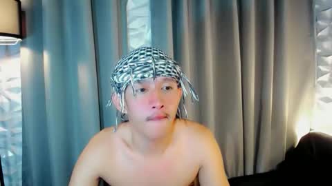 Snapshot of prince_zaijan chatting on October 2025 02:52:02 PM Prince Zaijan online show from October 2025 02:52:02 PM