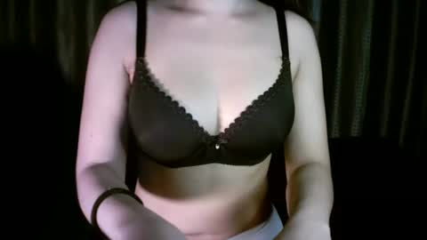 Snapshot of princess916446 chatting on December 2024 06:22:01 PM princess online show from December 2024 06:22:01 PM