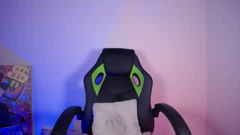 Emily online show from March 2026 10:04:02 PM