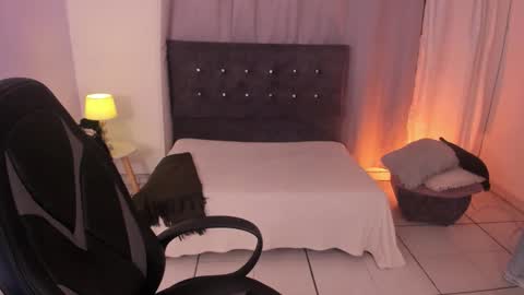 Paula Princess online show from March 2026 04:40:02 AM