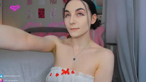 Kristy online show from June 2026 07:54:02 AM