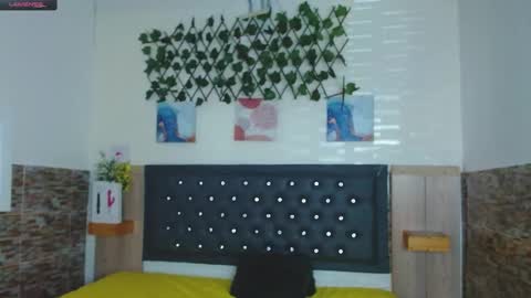 Princess Martinez online show from December 2024 04:31:01 PM